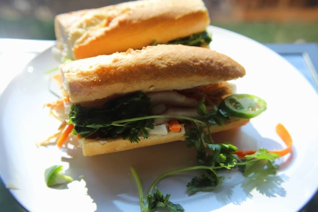 Sandwich Express | restaurant | 18575 Sherman Way, Reseda, CA 91335, USA | 8187577698 OR +1 818-757-7698