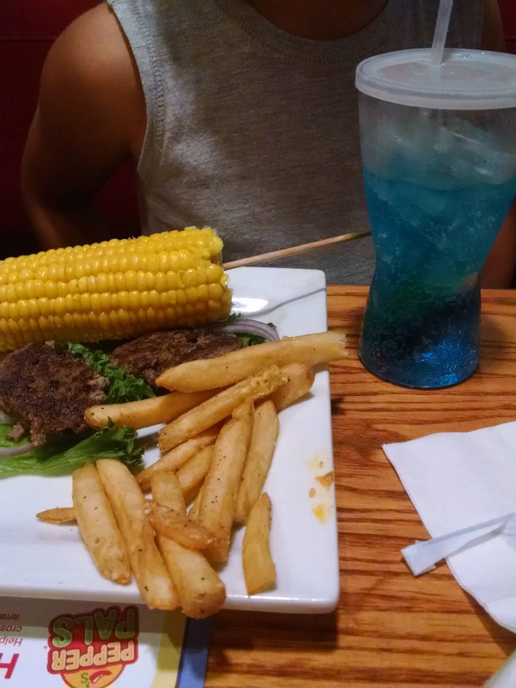 Chilis Grill & Bar | meal takeaway | 255 Vista Village Dr, Vista, CA 92083, USA | 7606391958 OR +1 760-639-1958