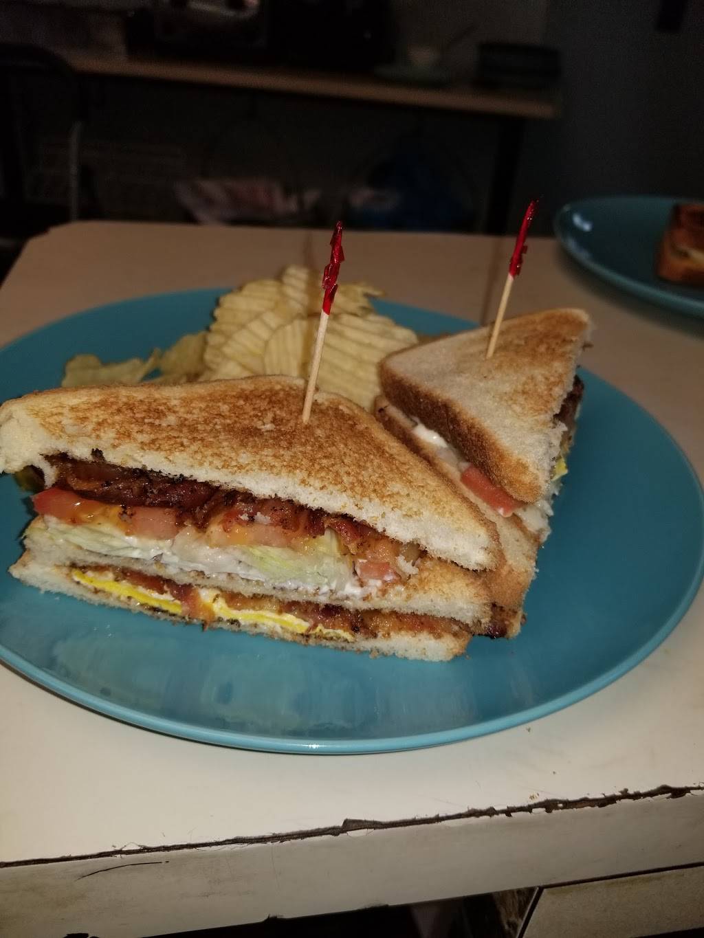 Mid-Towne Cafe | restaurant | 13 Morgantown St, Uniontown, PA 15401, USA | 7244393232 OR +1 724-439-3232