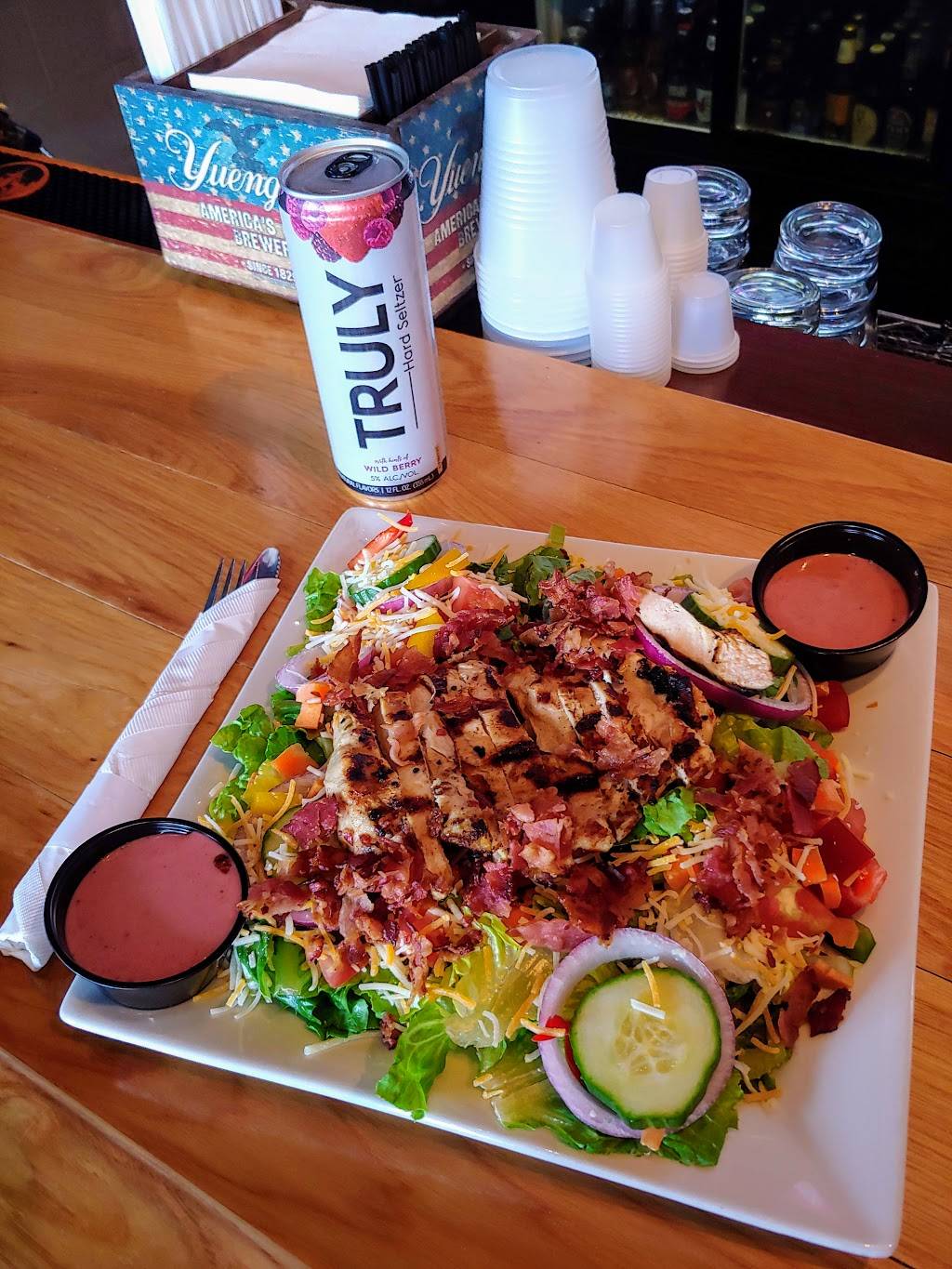 The Penalty Box | restaurant | 34 Chestnut St #6, Lockport, NY 14094, USA | 7167270993 OR +1 716-727-0993