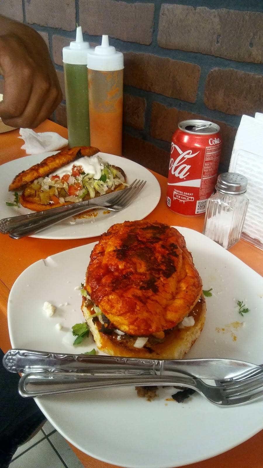 Braseritos Restaurant | restaurant | 5205, 4107 W North Ave, Chicago, IL 60639, USA | 8722121400 OR +1 872-212-1400