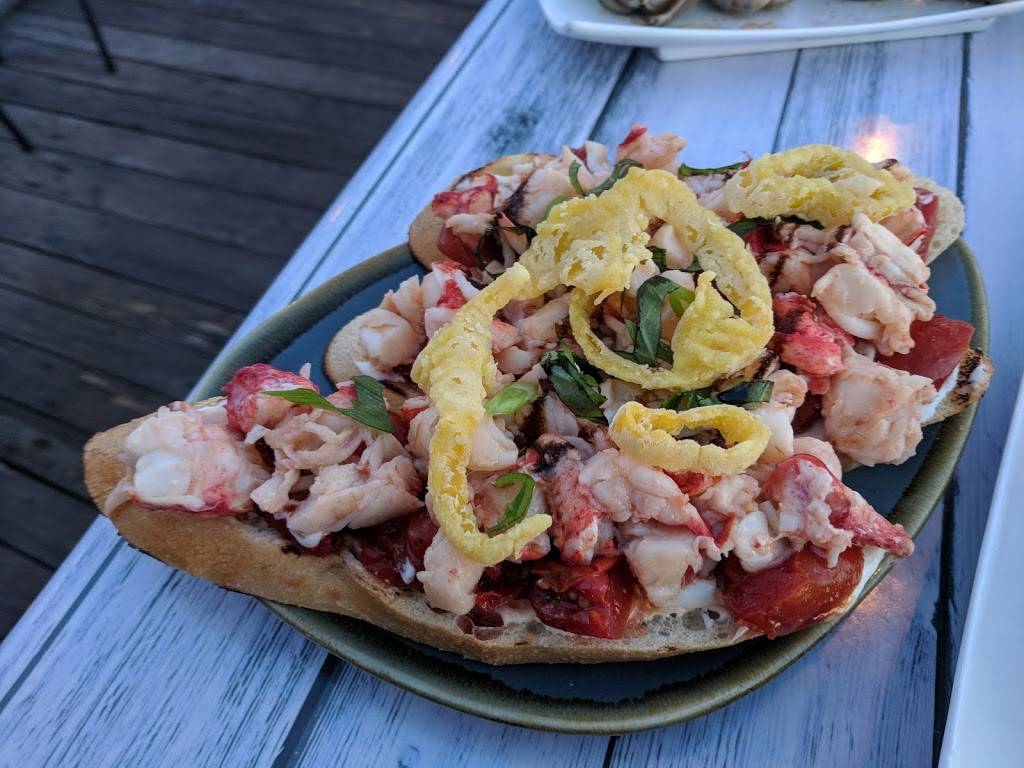 The Pointe on Badgers Island | restaurant | 31 Badgers Island W, Kittery, ME 03904, USA | 2077032987 OR +1 207-703-2987