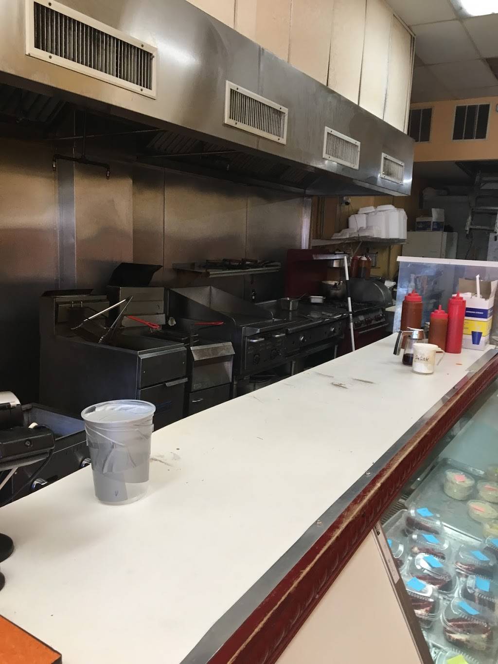 Meadowland Bar-B-Qued Chickens | restaurant | 3642 N Broad St, Philadelphia, PA 19140, USA | 2152281444 OR +1 215-228-1444