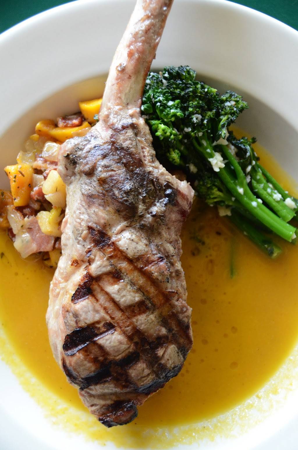 Lake Street Cafe Inc | restaurant | 21 S Lake St, Elkhart Lake, WI 53020, USA | 9208762142 OR +1 920-876-2142