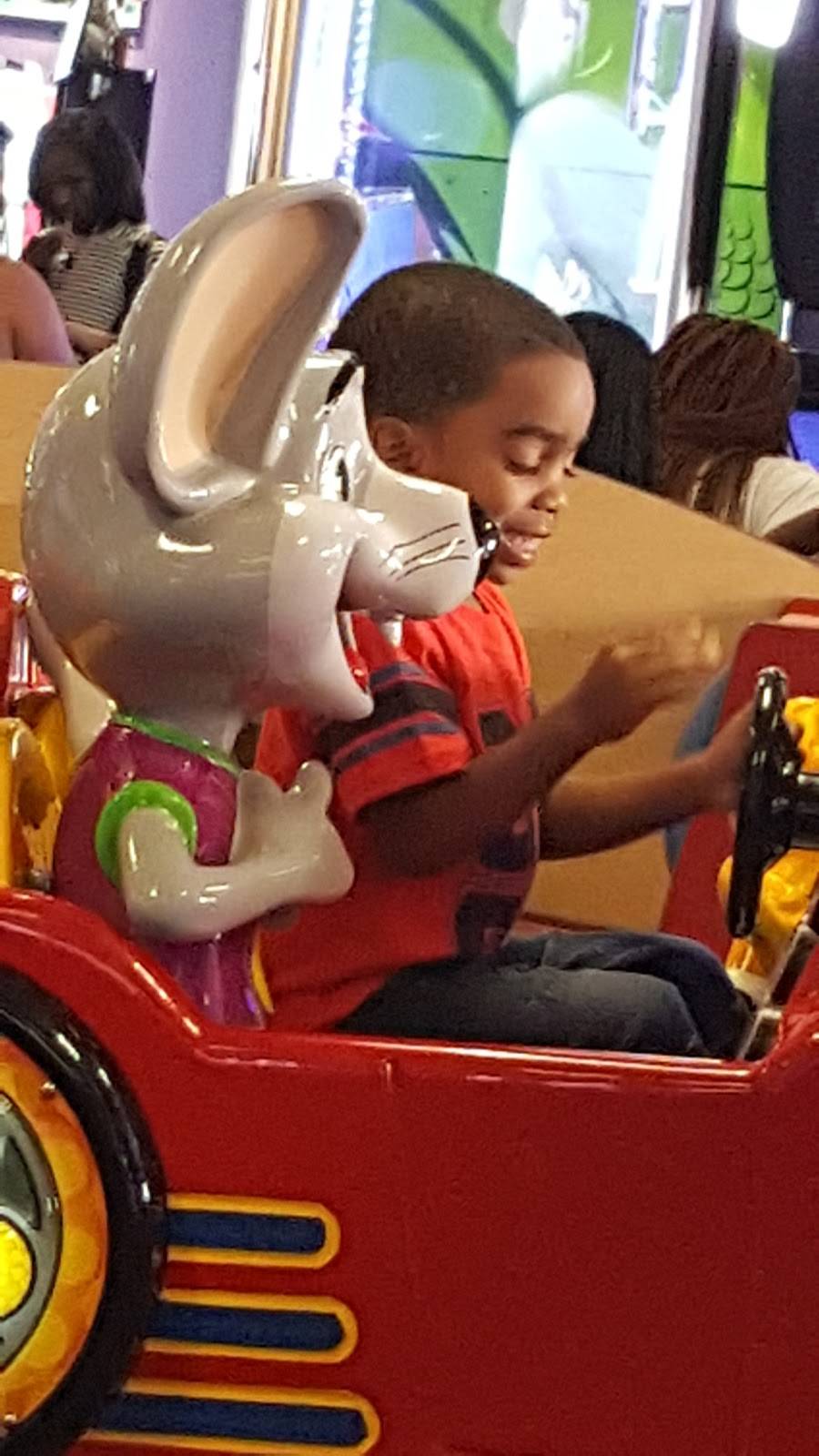 Chuck E. Cheese | restaurant | 2201 N Federal Hwy #201, Pompano Beach, FL 33062, USA | 9547864411 OR +1 954-786-4411