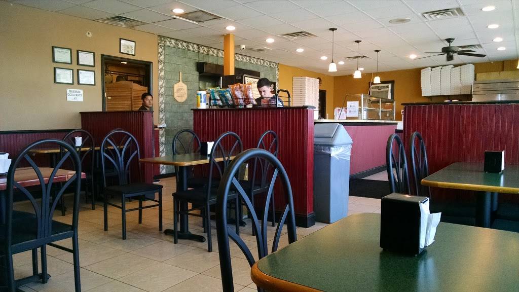 Riccardos Pizza & Restaurant | restaurant | 702 Warren St, Beverly, NJ 08010, USA | 6093865363 OR +1 609-386-5363