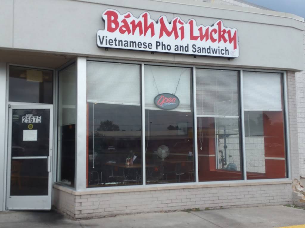 Banh Mi Lucky | restaurant | 25675 Joy Rd, Dearborn Heights, MI 48127, USA | 3134065719 OR +1 313-406-5719