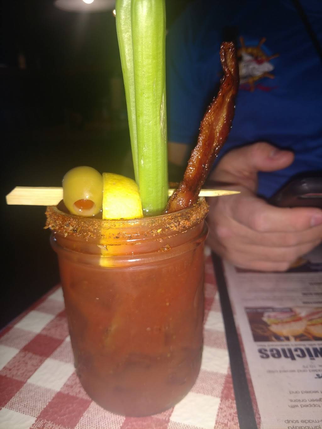 Huckleberrys | restaurant | 222 E Bullard Ave, Fresno, CA 93710, USA | 5594409045 OR +1 559-440-9045