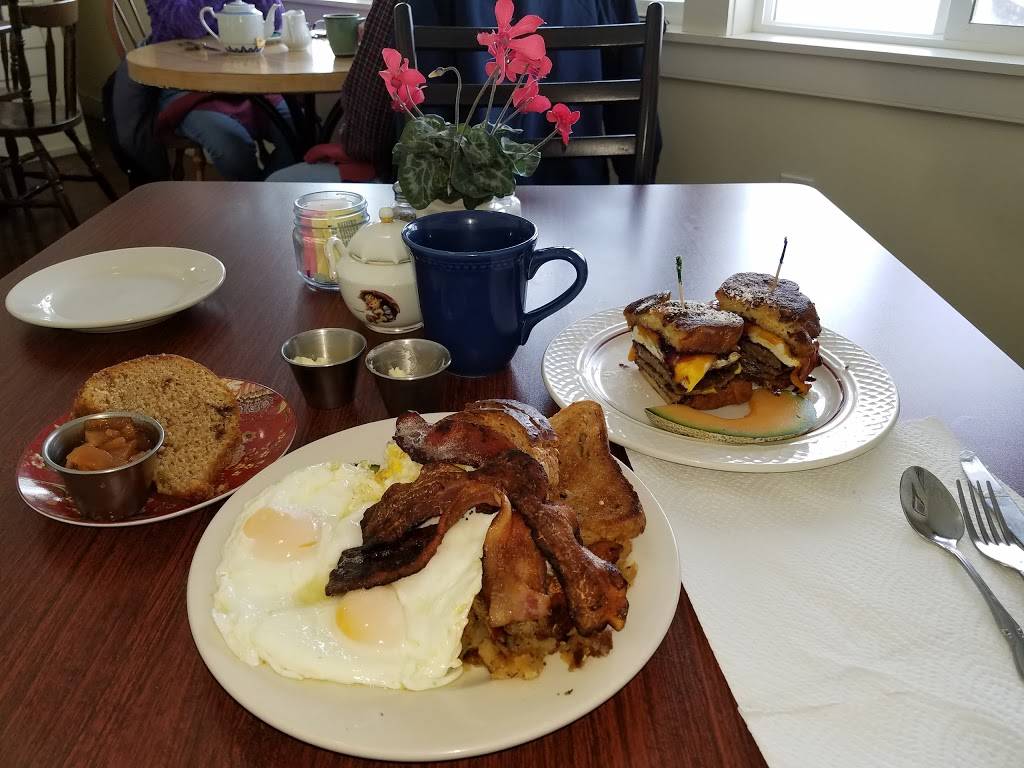 Hummingbird House | restaurant | 310 NJ-94, Newton, NJ 07860, USA | 9733000333 OR +1 973-300-0333