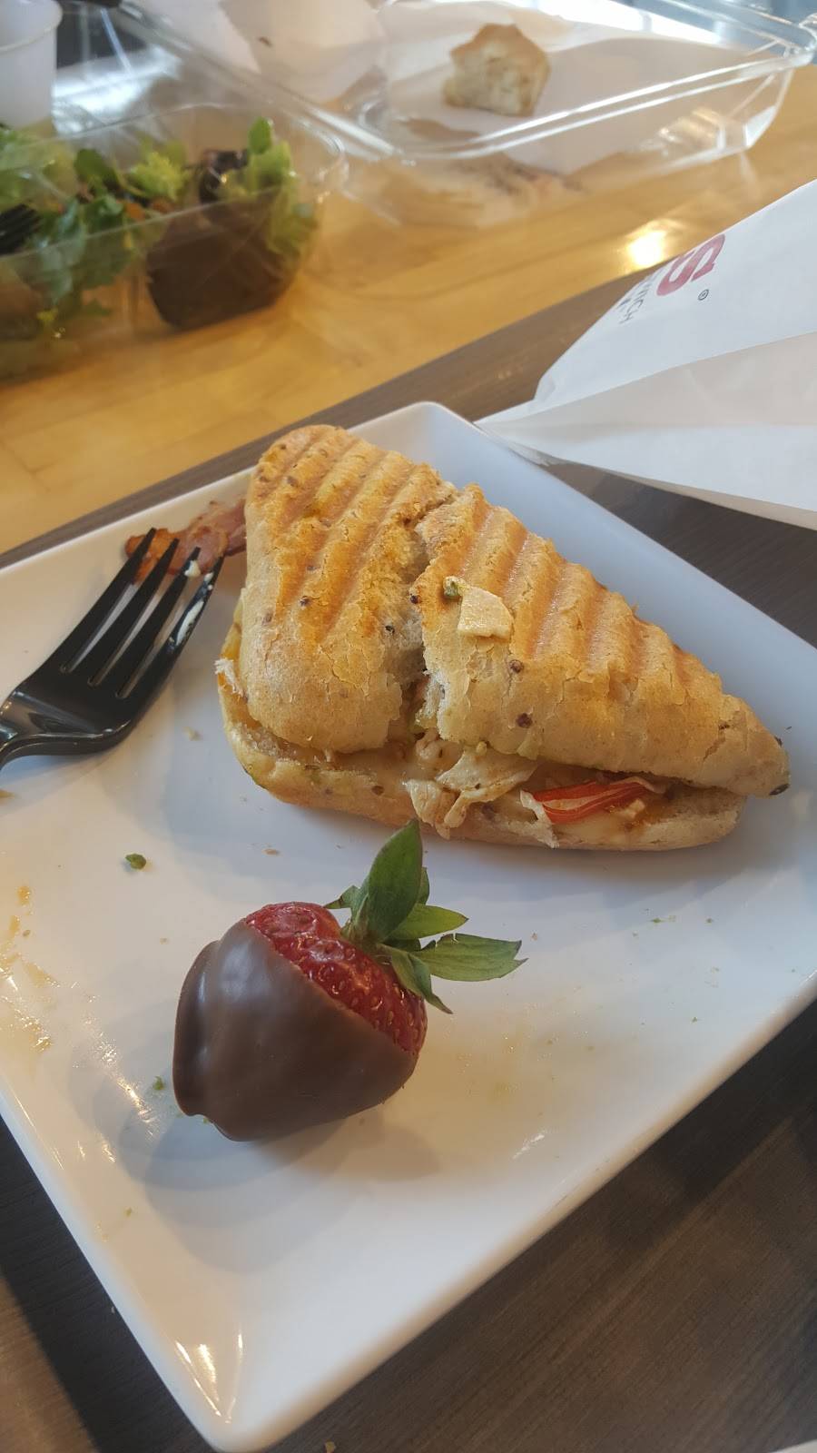 Café Zupas | meal takeaway | 8850 W Charleston Blvd, Las Vegas, NV 89117, USA | 7025704185 OR +1 702-570-4185