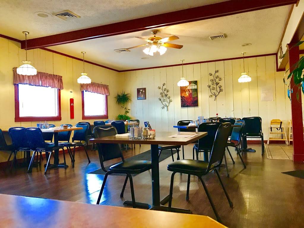 Grayce Anns | restaurant | 2176 Locust St, Canal Fulton, OH 44614, USA | 3308545410 OR +1 330-854-5410