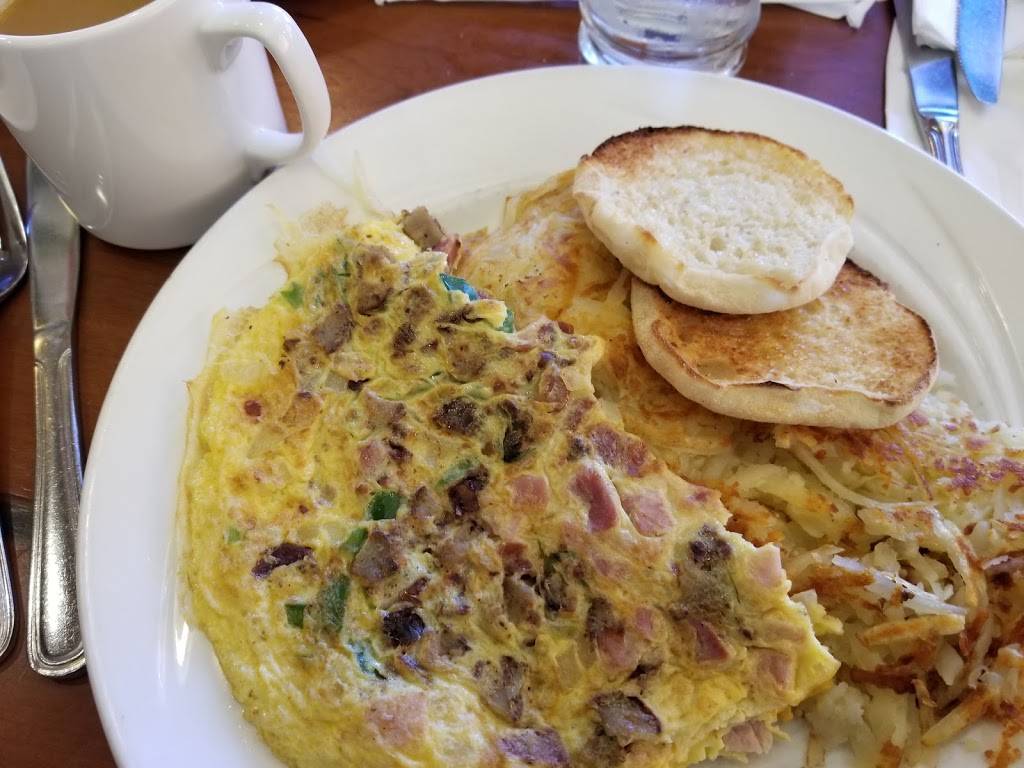 Alexs of Rochester Family Dining | restaurant | 3178 S Rochester Rd, Rochester Hills, MI 48307, USA | 2488522288 OR +1 248-852-2288