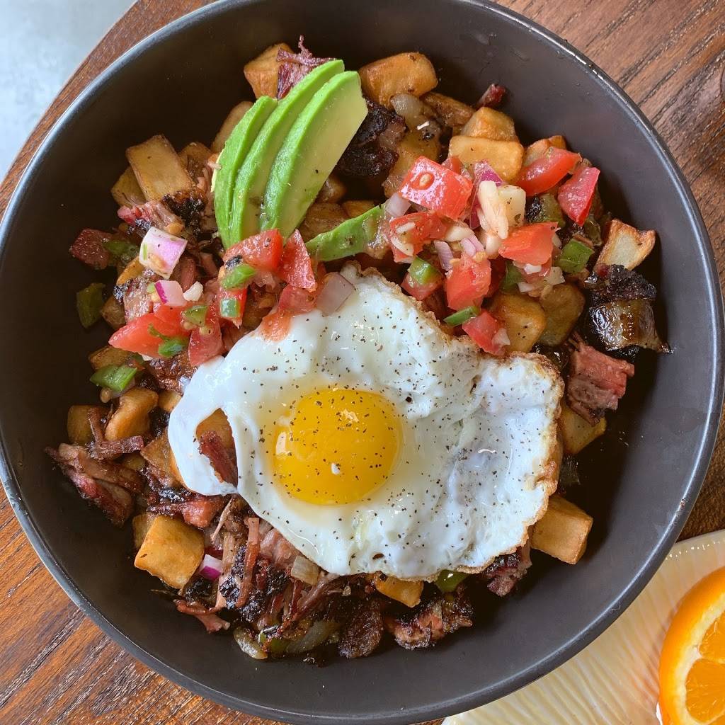 The Lazy Bee | restaurant | 126 Front St, Berea, OH 44017, USA | 4404039486 OR +1 440-403-9486