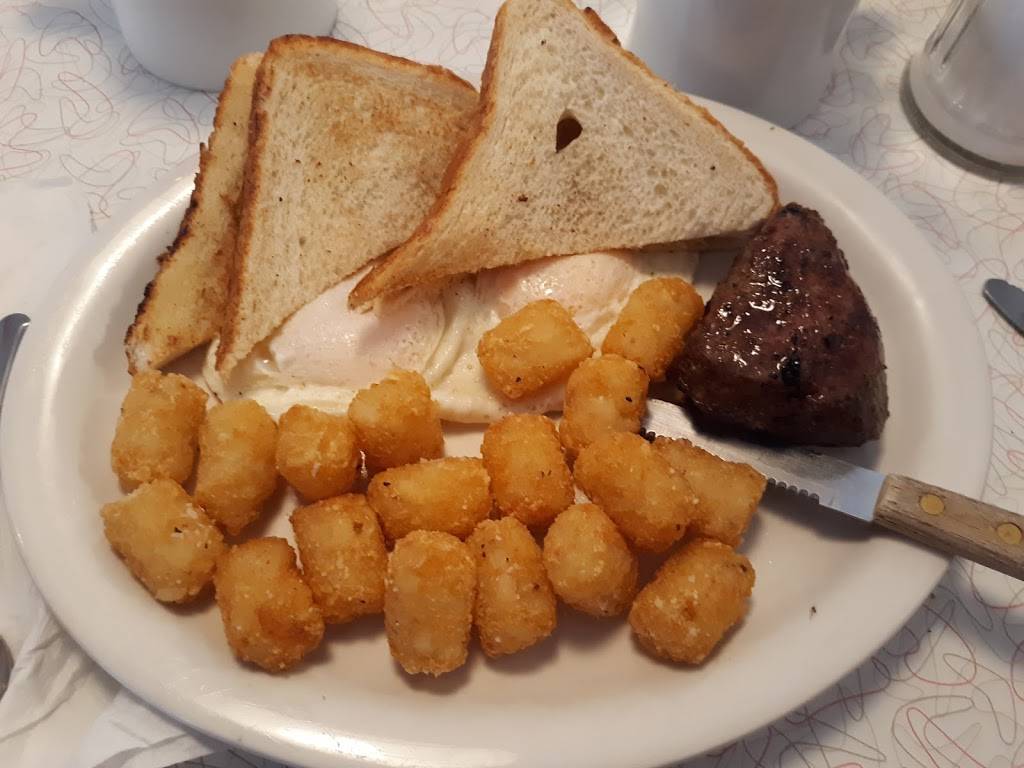 Fast Eddies Diner | restaurant | 320 Lafayette Rd, Hampton, NH 03842, USA | 6039262314 OR +1 603-926-2314