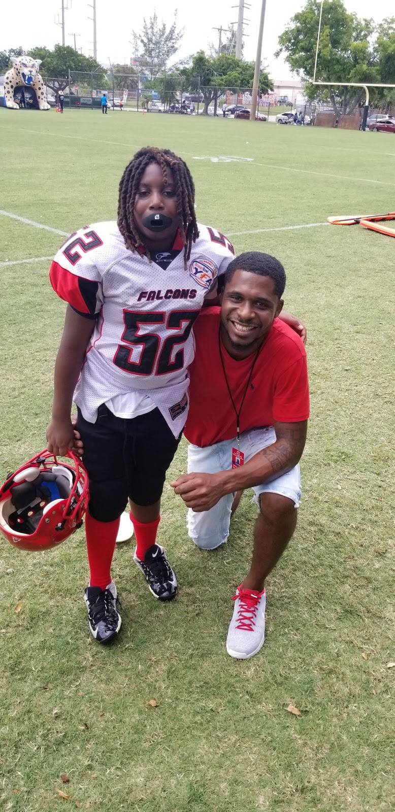 SmallDawgs llc | meal takeaway | 2335 Superior St, Opa-locka, FL 33054, USA | 7543000923 OR +1 754-300-0923