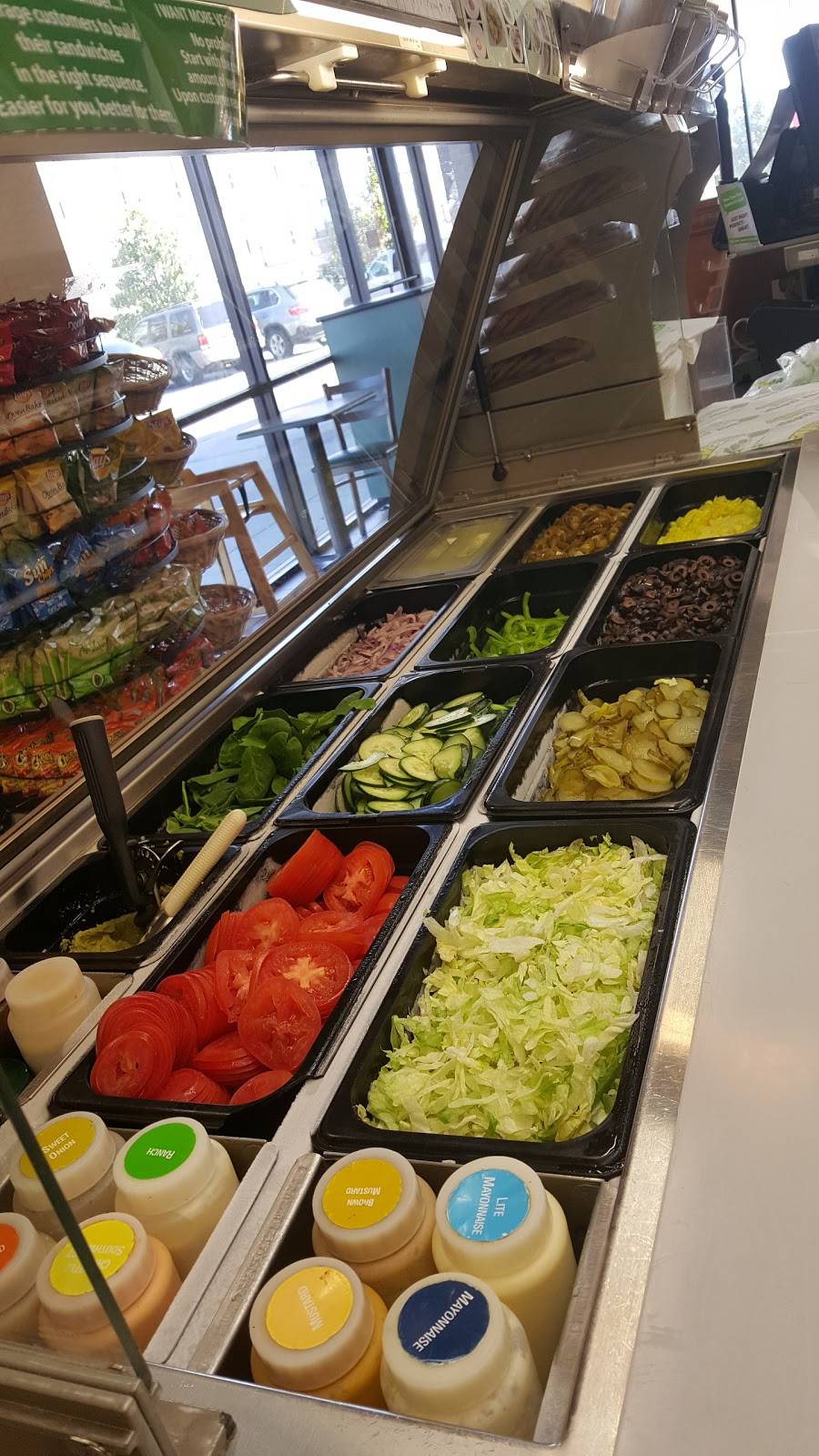 Subway | restaurant | 1901 Taylor St, Houston, TX 77007, USA | 7138610636 OR +1 713-861-0636