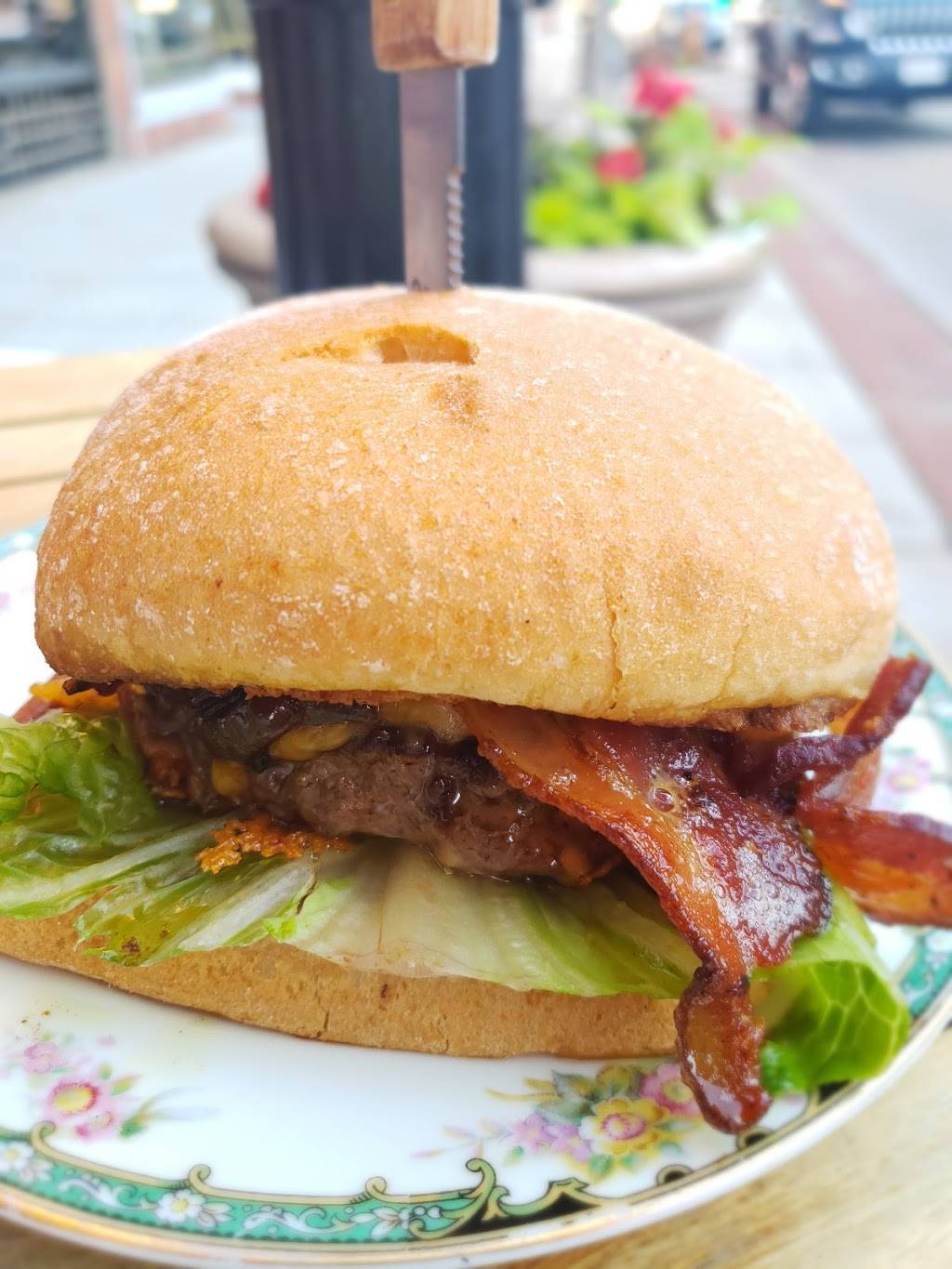 Bar 430 | restaurant | 430 N Main St, Oshkosh, WI 54901, USA | 9202301114 OR +1 920-230-1114