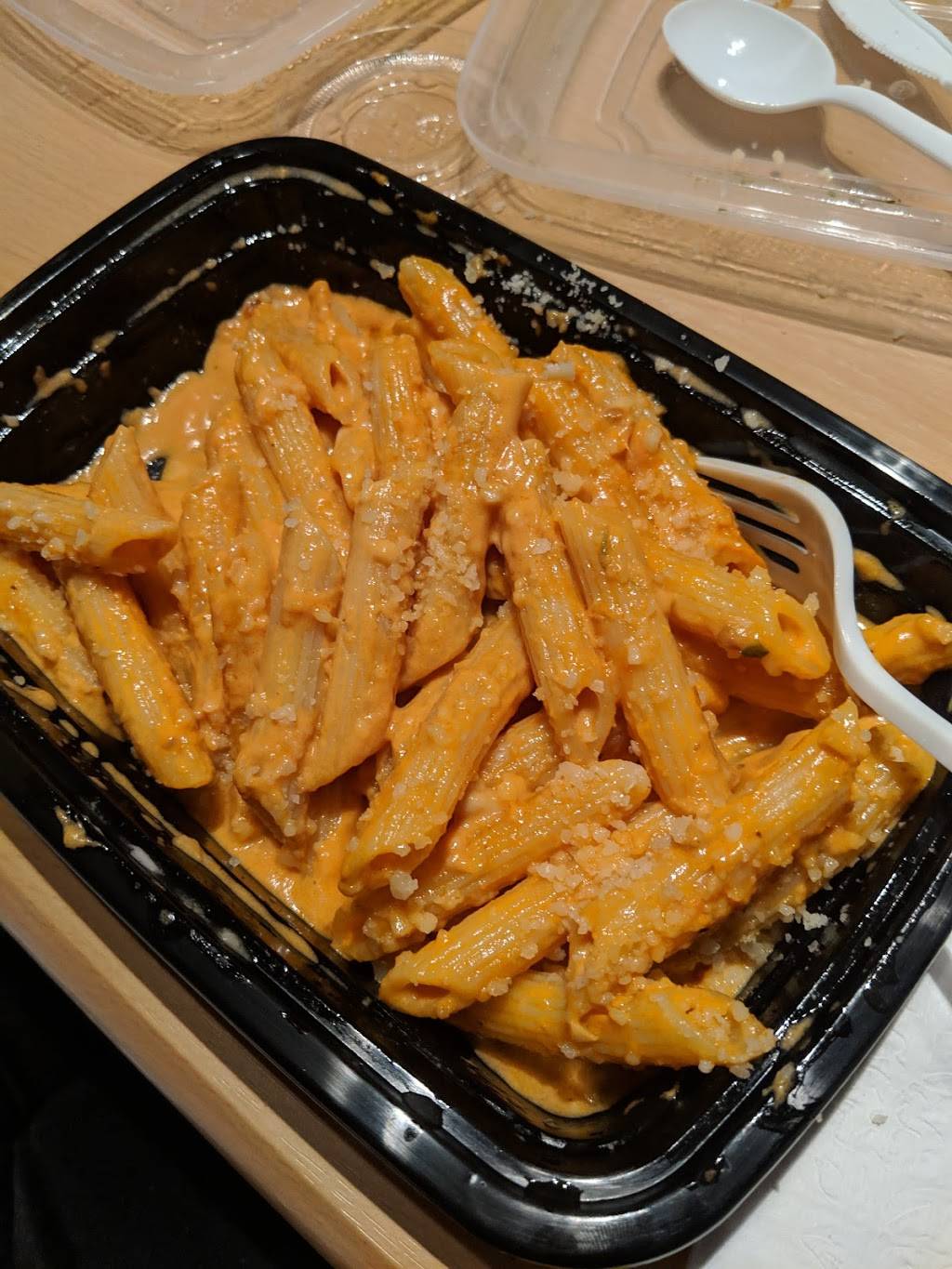 Gios Express | restaurant | 406 36th St, Brooklyn, NY 11232, USA | 7182690555 OR +1 718-269-0555