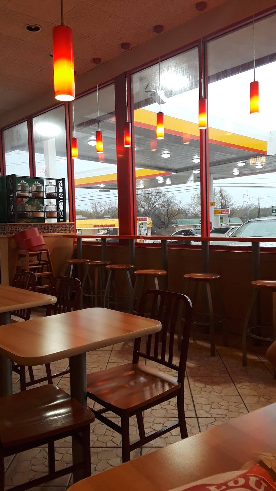 Popeyes Louisiana Kitchen | restaurant | 9540 Lake June Rd, Dallas, TX 75217, USA | 2143986929 OR +1 214-398-6929