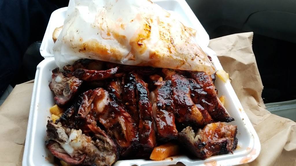 Wileys Chicken & Ribs | restaurant | 3853 W Madison St, Chicago, IL 60624, USA | 7736382314 OR +1 773-638-2314