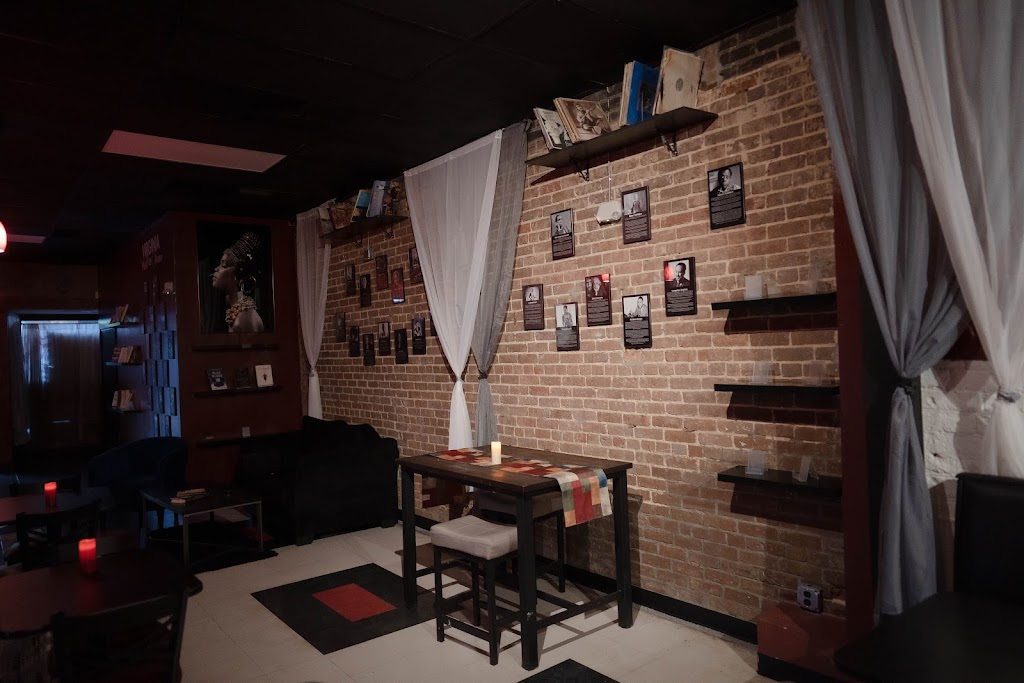 The 4 Cyber Cafe | restaurant | 4 W Broad St, Richmond, VA 23220, USA | 8044473977 OR +1 804-447-3977