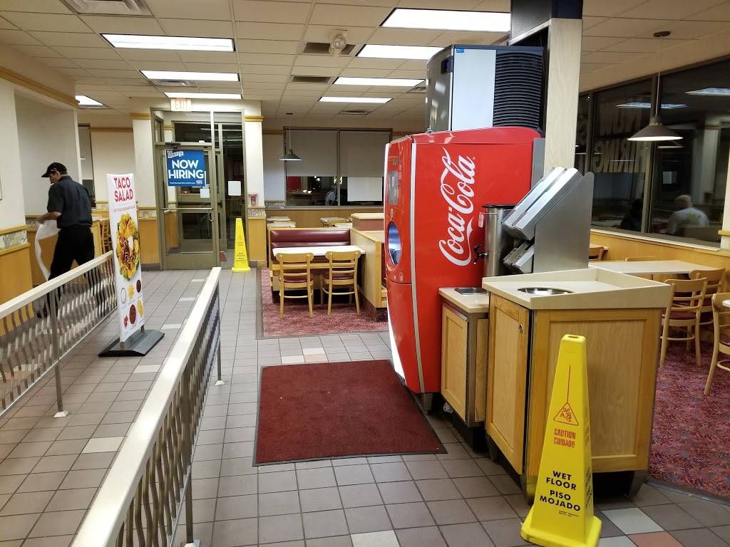 Wendys | restaurant | 15900 Hickman Rd, Clive, IA 50325, USA | 5159872055 OR +1 515-987-2055