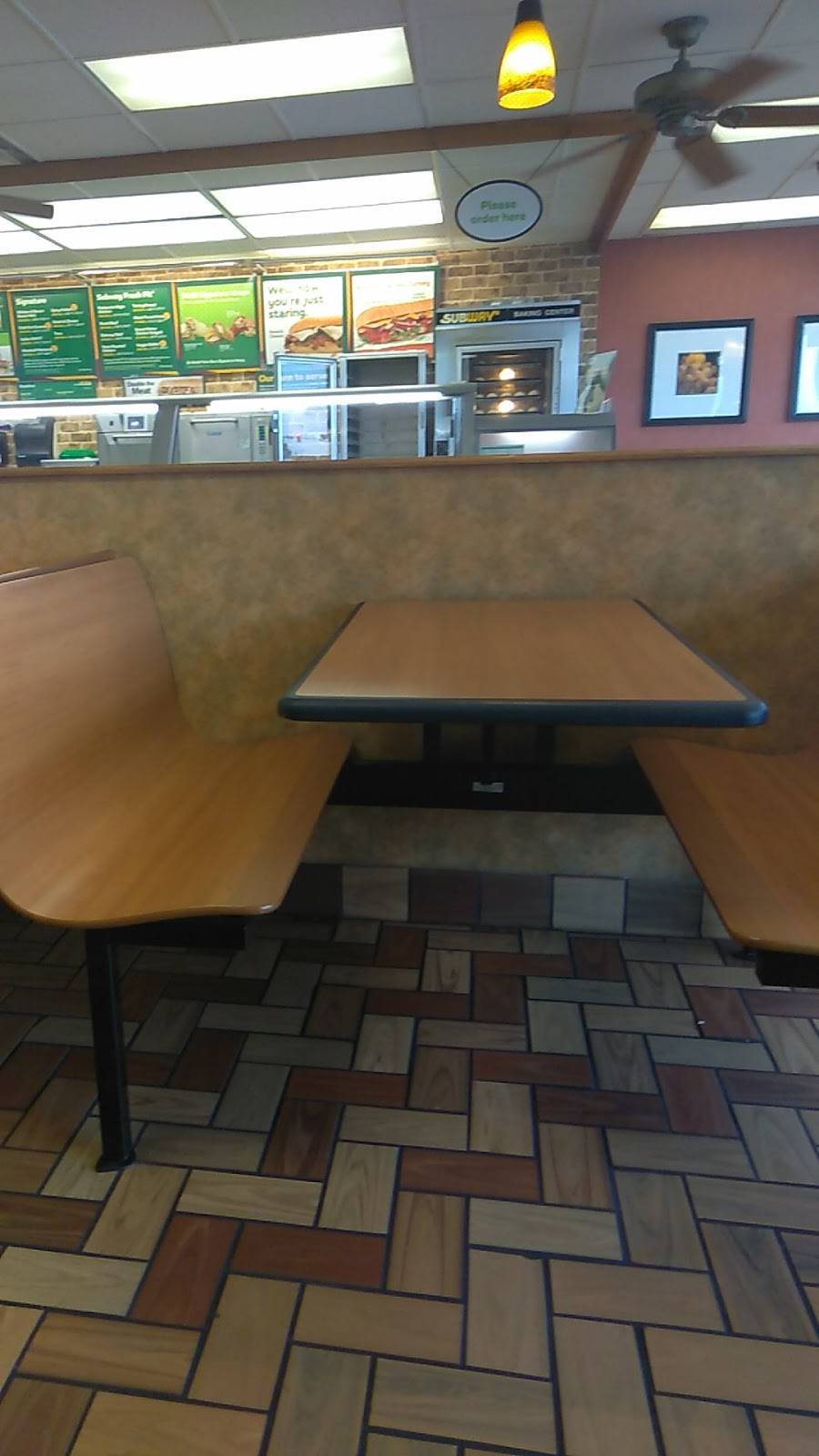 Subway | meal takeaway | 615 E 47th St S, Wichita, KS 67216, USA | 3165222782 OR +1 316-522-2782