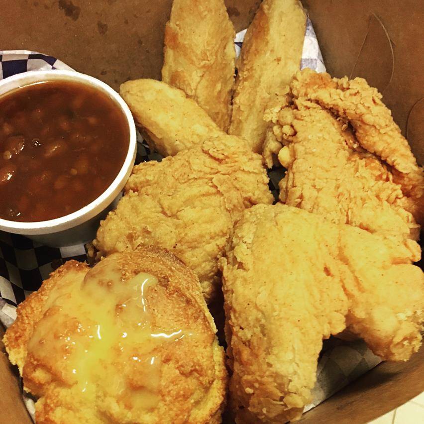 Vs Gourmet Chicken | restaurant | 15418 Lakeshore Blvd, Cleveland, OH 44110, USA | 2167387000 OR +1 216-738-7000