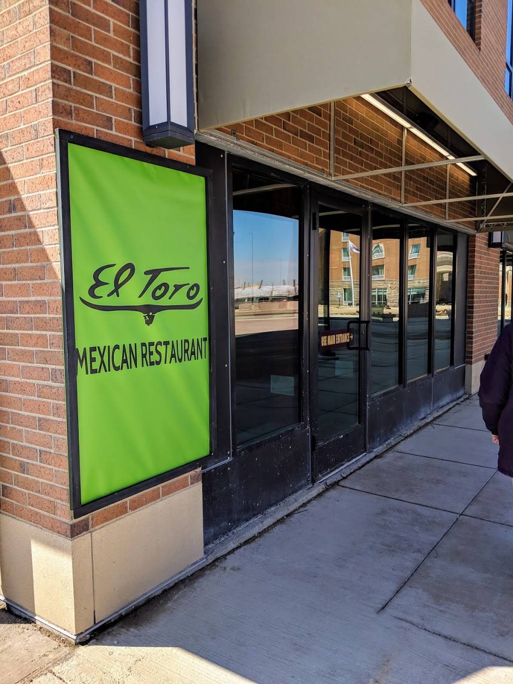 El Toro at the Fields | restaurant | 3401 Fields S Dr, Champaign, IL 61822, USA | 2179034002 OR +1 217-903-4002