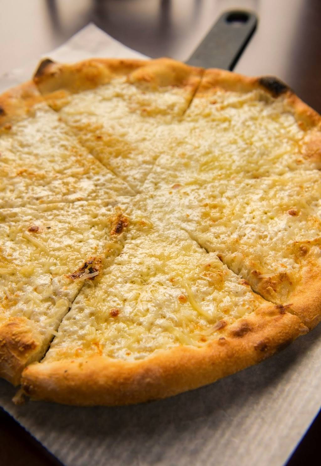 Boardwalk Pizza & Pasta | restaurant | 1313 S, Disneyland Dr, Anaheim, CA 92802, USA | 7147813463 OR +1 714-781-3463