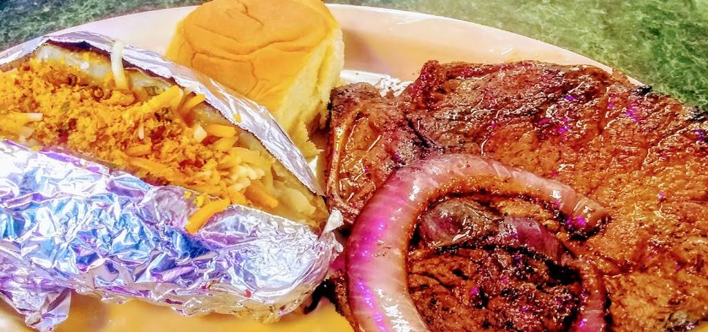 The Food Shack | restaurant | 5841 W Gulf Bank Rd, Houston, TX 77088, USA | 8323280246 OR +1 832-328-0246