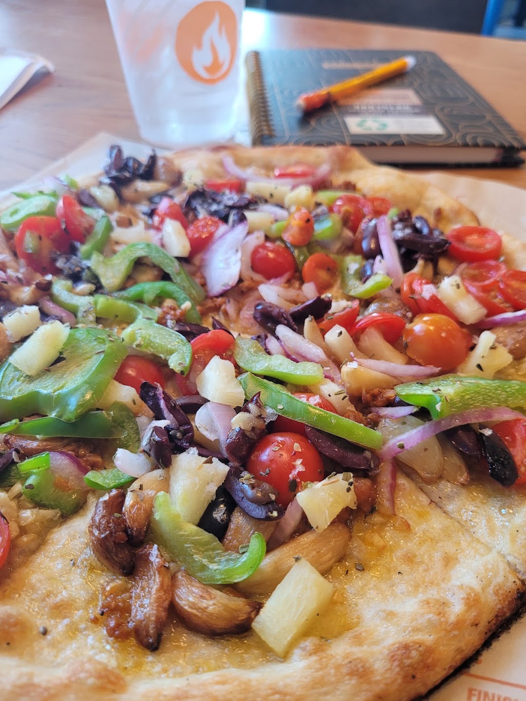 Blaze Pizza | restaurant | 6290 Sunset Blvd #1B, Hollywood, CA 90028, USA | 6265382235 OR +1 626-538-2235