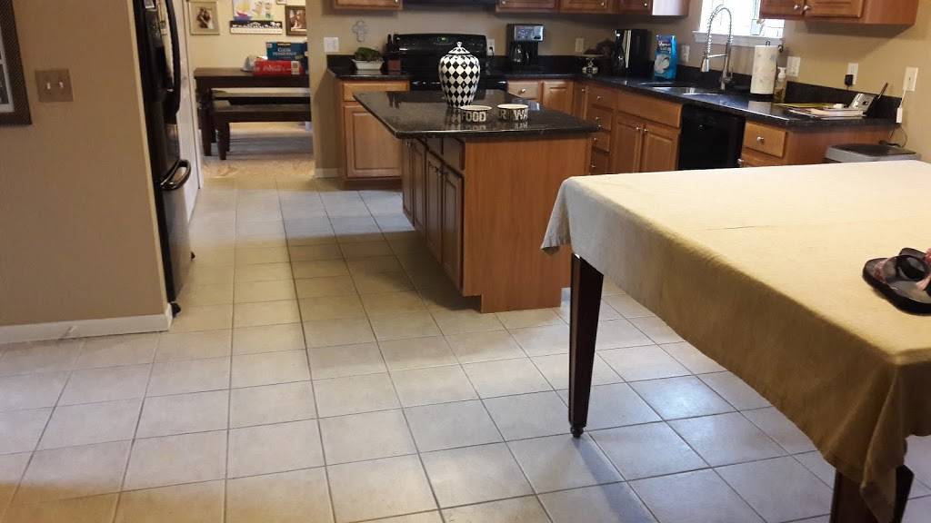 Little Caesars Pizza | meal takeaway | 2701 Benstein Rd, Commerce Charter Twp, MI 48390, USA | 2486248866 OR +1 248-624-8866