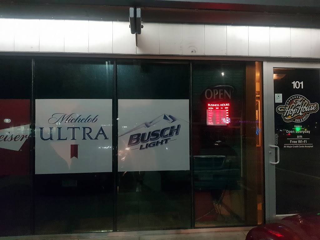 The HopHouse Bar & Grill | restaurant | 11425 S 72nd St #101, Papillion, NE 68046, USA | 4029330511 OR +1 402-933-0511