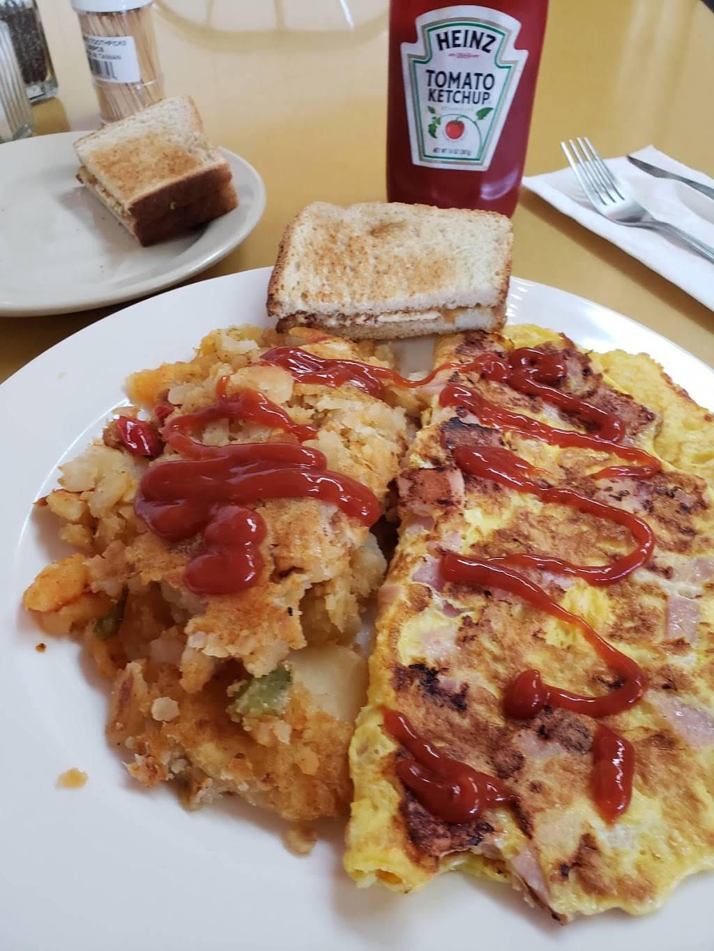 Puebla | restaurant | 374 Avenue P, Brooklyn, NY 11204, USA | 7183362306 OR +1 718-336-2306