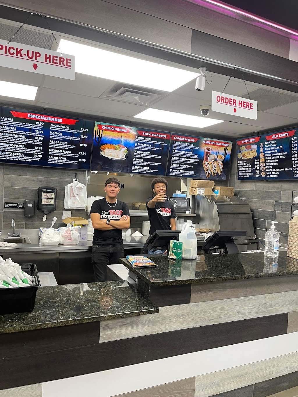 Taco Express | restaurant | 26756 Gratiot Ave, Roseville, MI 48066, USA | 5865859243 OR +1 586-585-9243