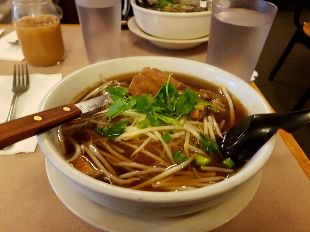 Pho House | restaurant | 1790 Massachusetts Ave, Cambridge, MA 02140, USA | 6175478888 OR +1 617-547-8888