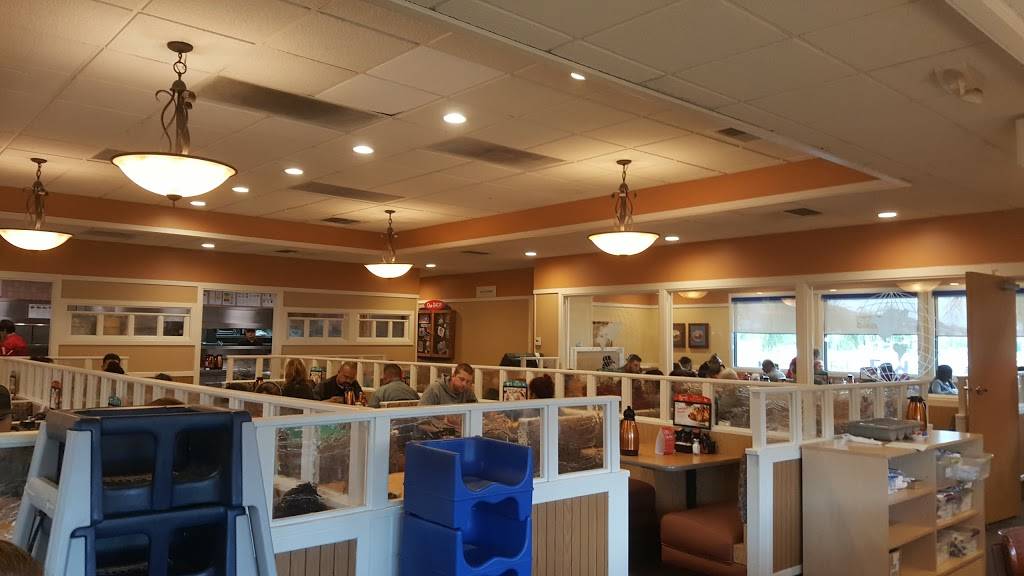 IHOP | restaurant | 2450 Wardlow Rd, Corona, CA 92880, USA | 9517365416 OR +1 951-736-5416