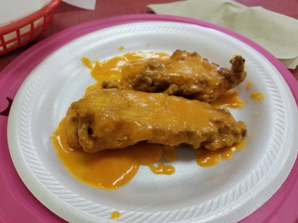 Lips To Go | restaurant | 1000 N Roosevelt Ave Ste 4, Burlington, IA 52601, USA | 3197585477 OR +1 319-758-5477