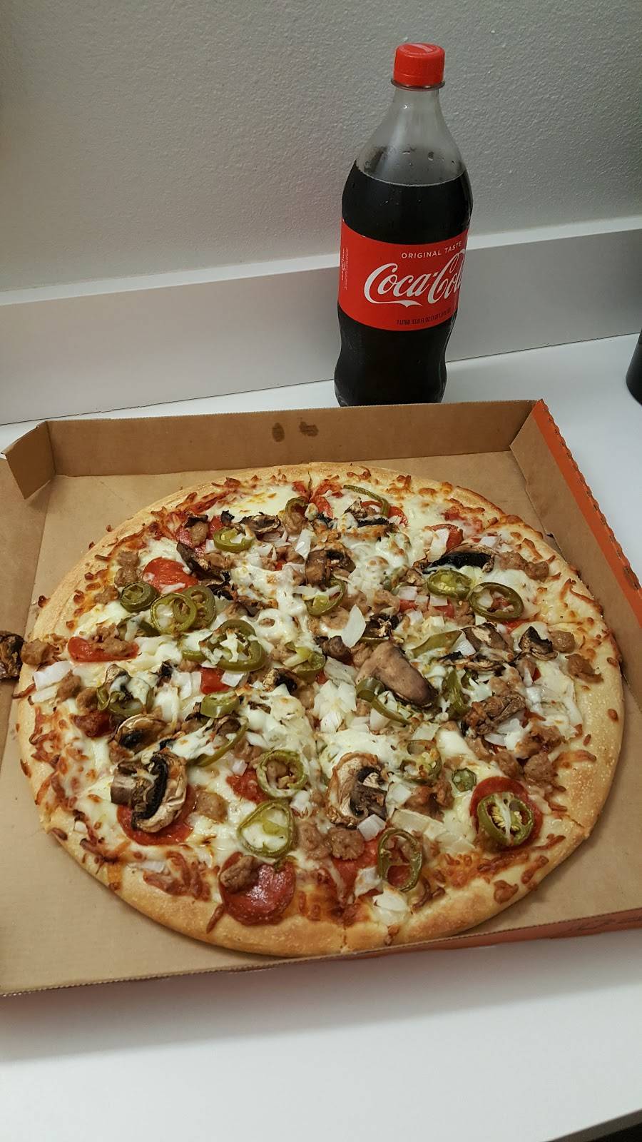Little Caesars Pizza | meal takeaway | 1229 Morena Blvd, San Diego, CA 92110, USA | 6192764900 OR +1 619-276-4900