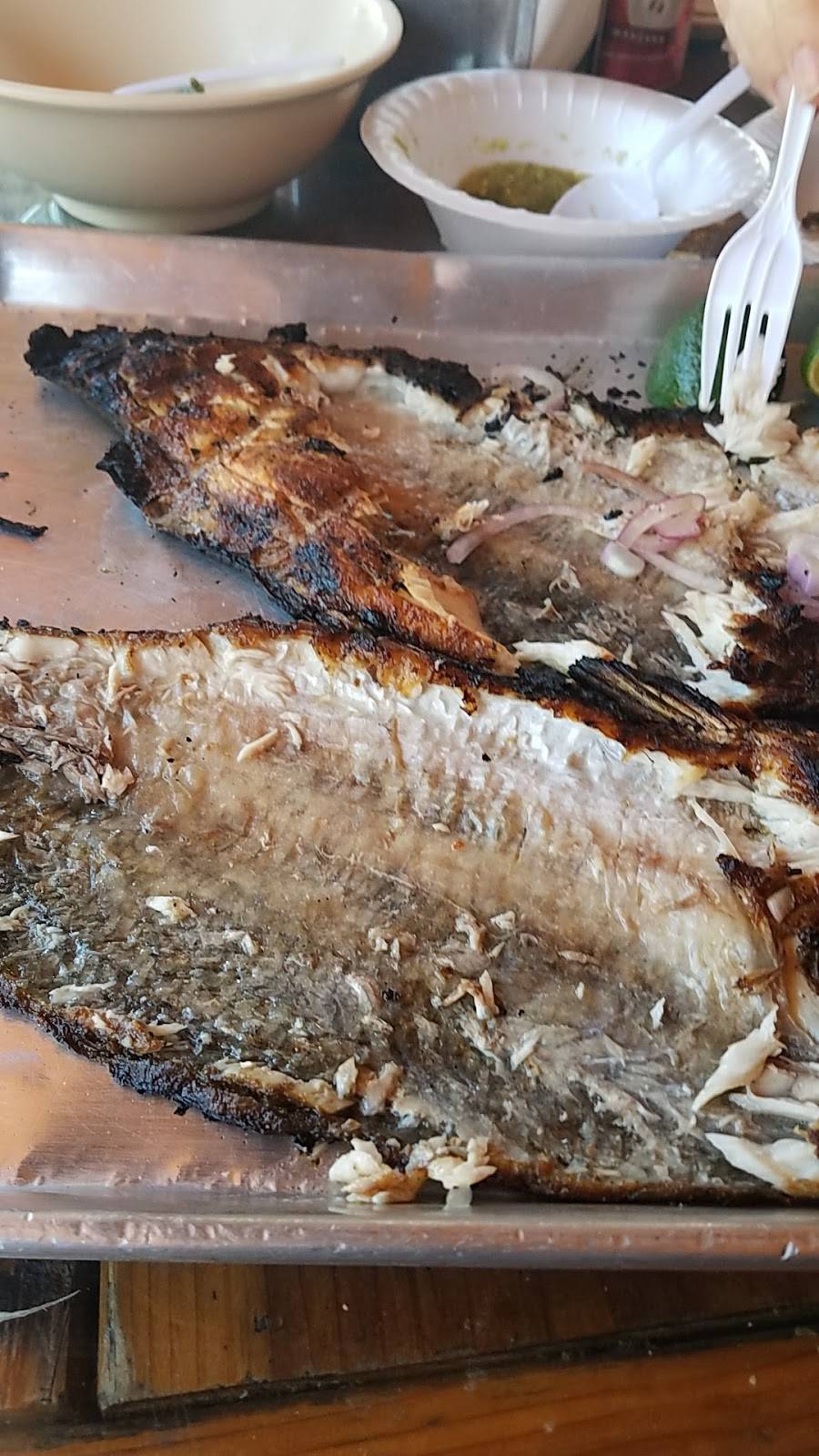 Mariscos Nayarit | restaurant | 2983 E Imperial Hwy, Lynwood, CA 90262, USA | 3107629148 OR +1 310-762-9148