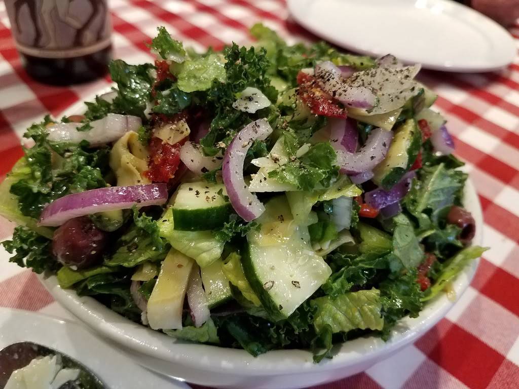 Grimaldis Pizzeria | restaurant | 20119 N Lord St J-101, Brookfield, WI 53045, USA | 2627851115 OR +1 262-785-1115