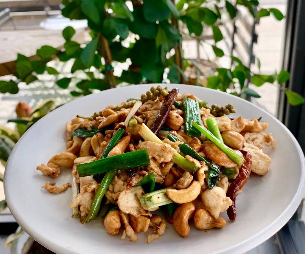 The Thai Thing | restaurant | 6015 W 3rd St, Los Angeles, CA 90036, USA | 3239548424 OR +1 323-954-8424