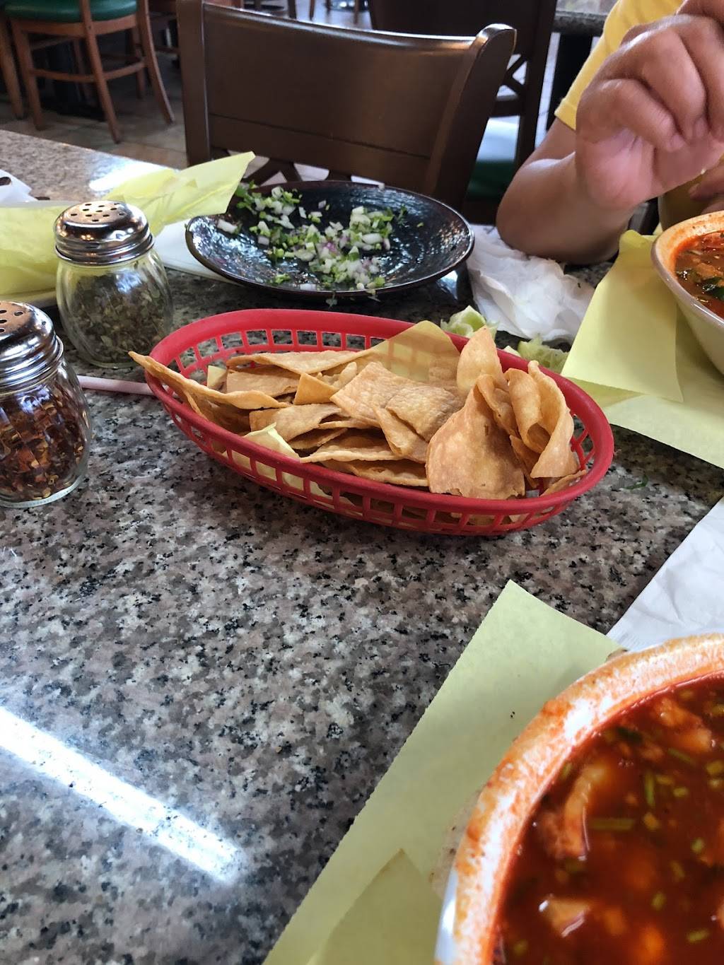 Bonanza Restaurant | cafe | 1810 W Willow St, Long Beach, CA 90810, USA | 5624268033 OR +1 562-426-8033