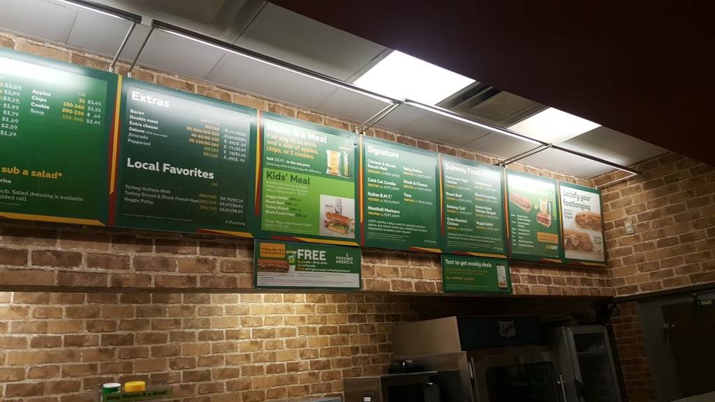 Subway Restaurants | restaurant | 35 W Combs Rd #101, San Tan Valley, AZ 85140, USA | 4806772760 OR +1 480-677-2760