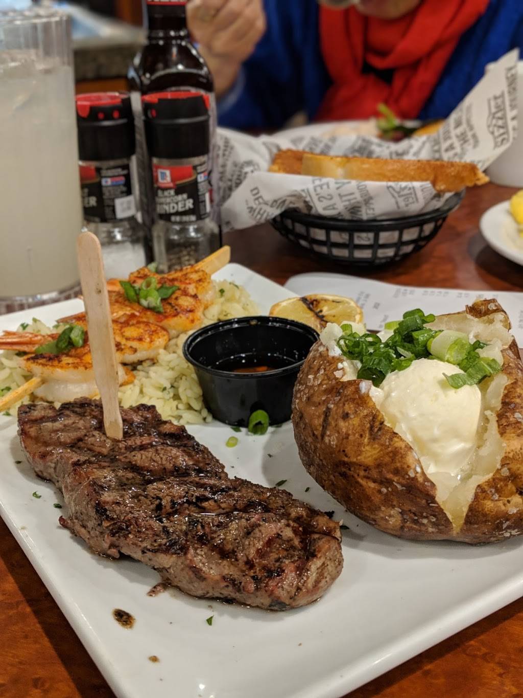 Sizzler | restaurant | 5856 W Manchester Ave, Los Angeles, CA 90045, USA | 3106411167 OR +1 310-641-1167