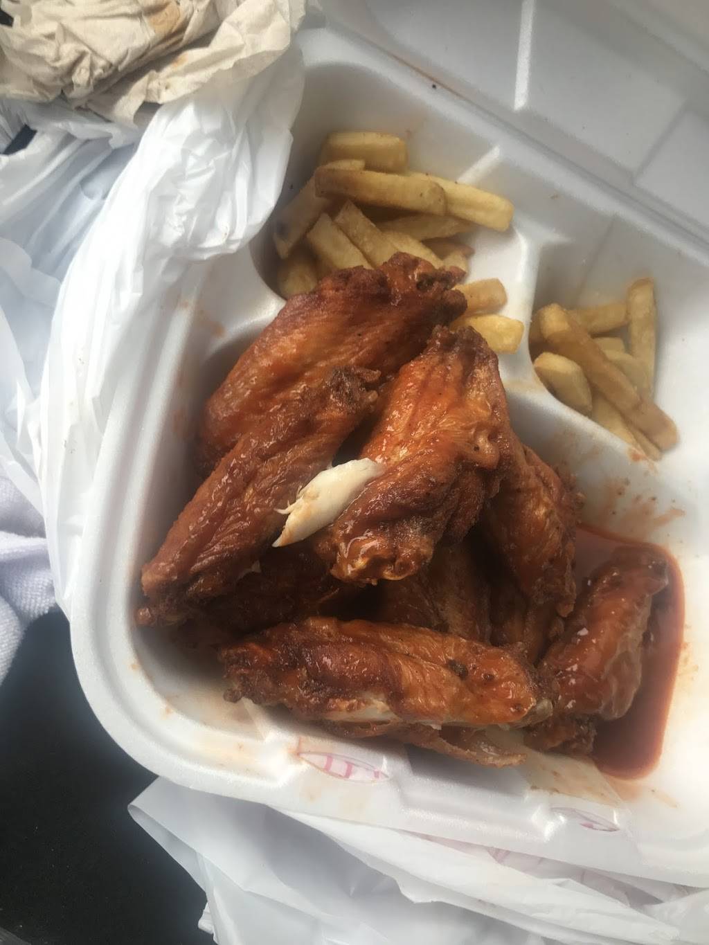 Wings n Tings | meal delivery | 5820 E W.T. Harris Blvd, Charlotte, NC 28215, USA | 7049005605 OR +1 704-900-5605