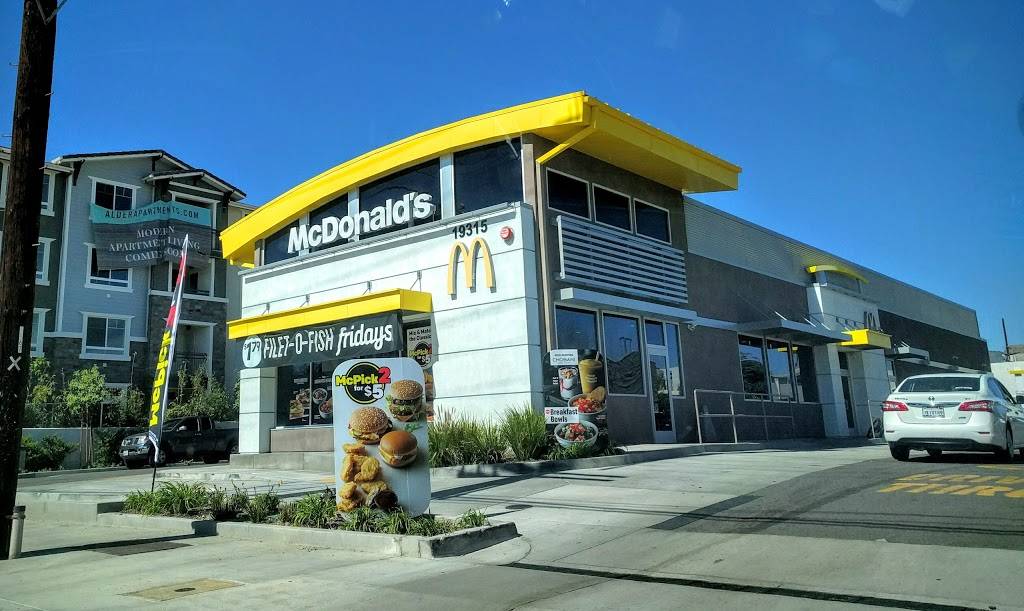 McDonalds | cafe | 19315 Parthenia St, Northridge, CA 91324, USA | 8188850404 OR +1 818-885-0404