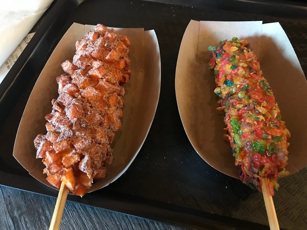 Kong Dog | restaurant | 2411 N Clark St, Chicago, IL 60614, USA | 7737709161 OR +1 773-770-9161