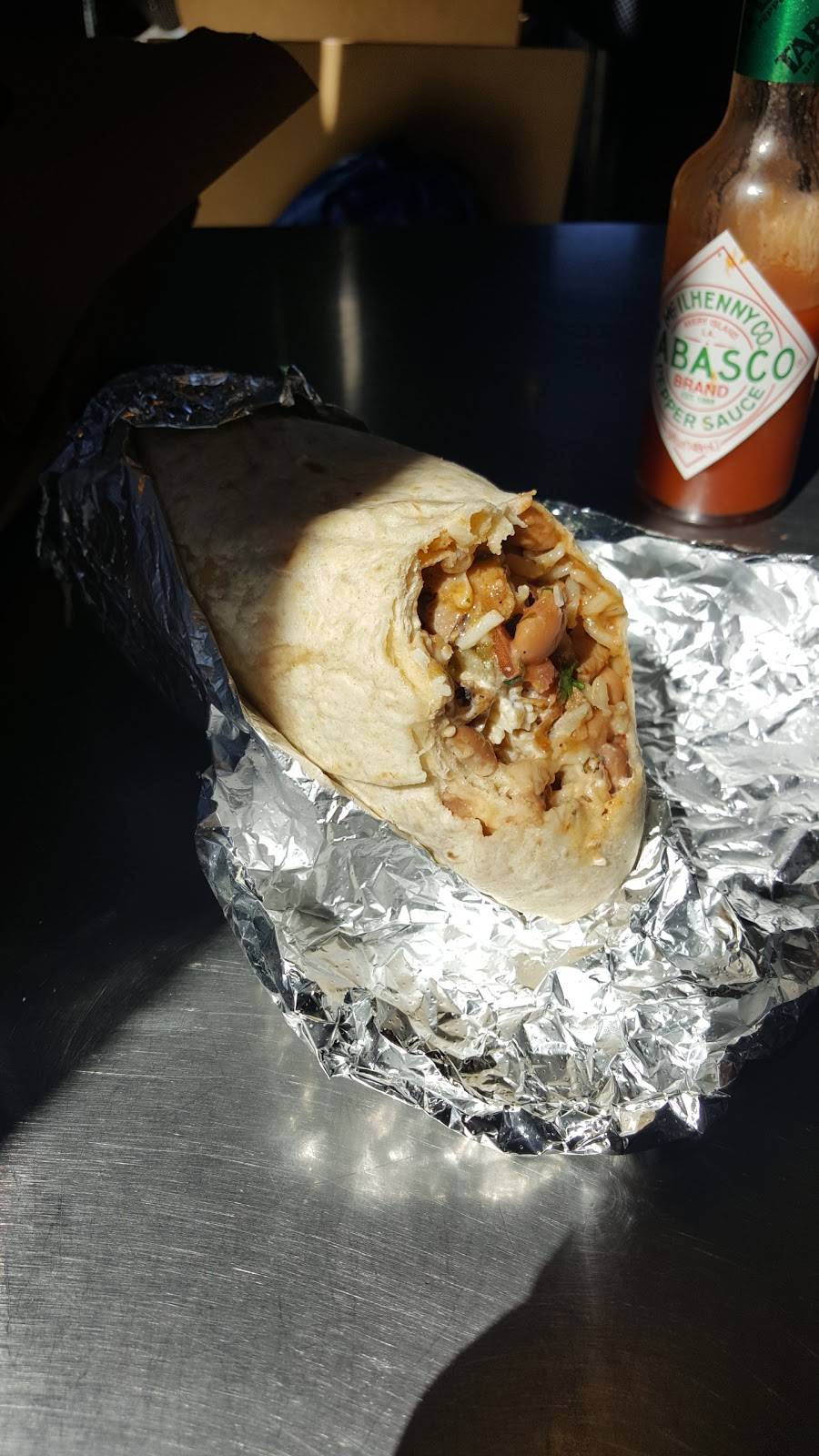 Chipotle Mexican Grill | restaurant | 815 University Dr, College Station, TX 77840, USA | 9792602282 OR +1 979-260-2282